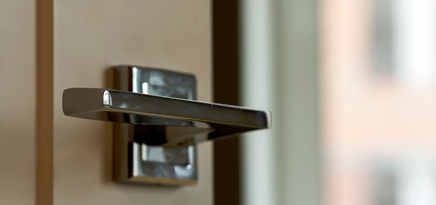 Door Lever Knob Repair in Brentwood, California
