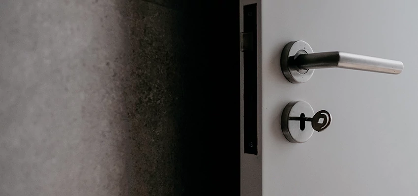 Front Door Handle Repair And Installation in Brentwood, CA